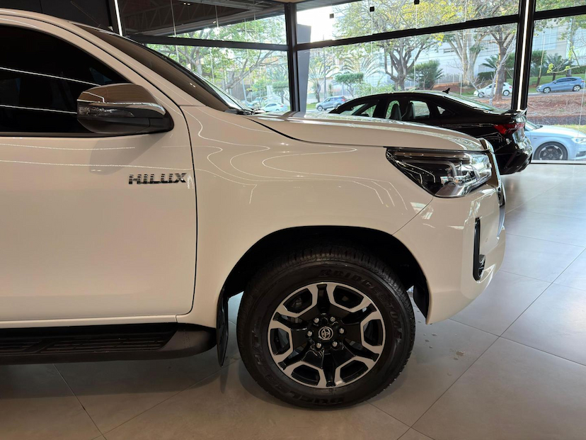 Foto do veículo TOYOTA HILUX  CD SRV 4FD 2025 9.600 KM 274.000,00