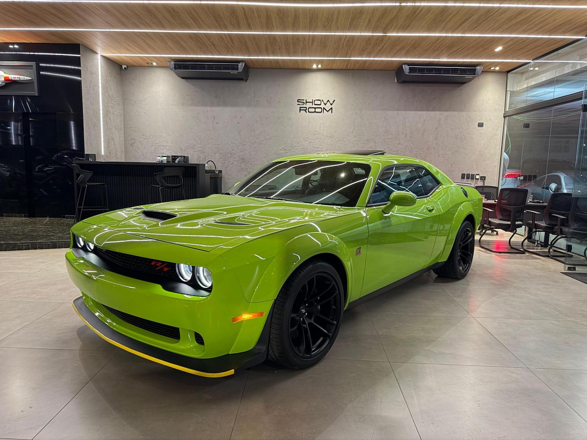Foto do veículo DODGE CHALLENGER  SCAT PACK 2023/2023 200 KM R$ 990.000,00