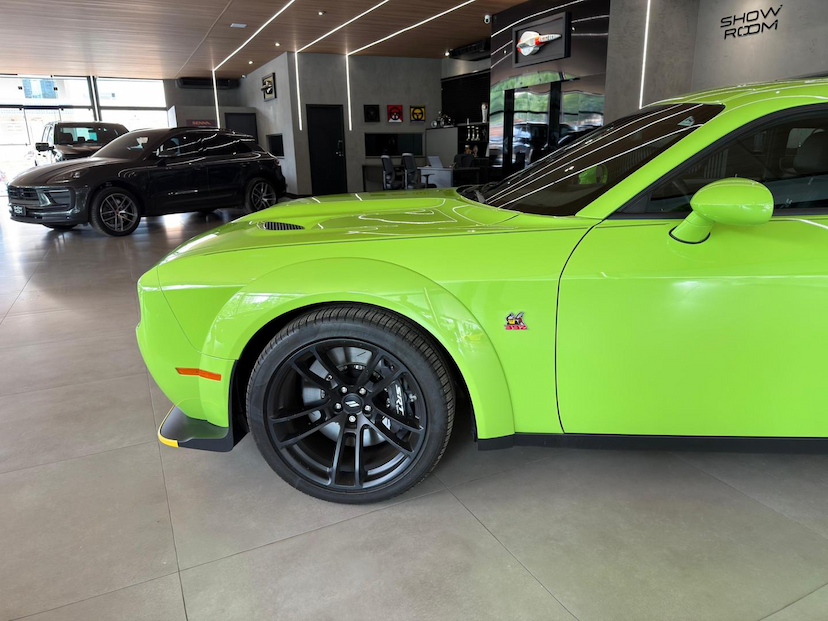 Foto do veículo DODGE CHALLENGER  SCAT PACK 2023 200 KM 970.000,00