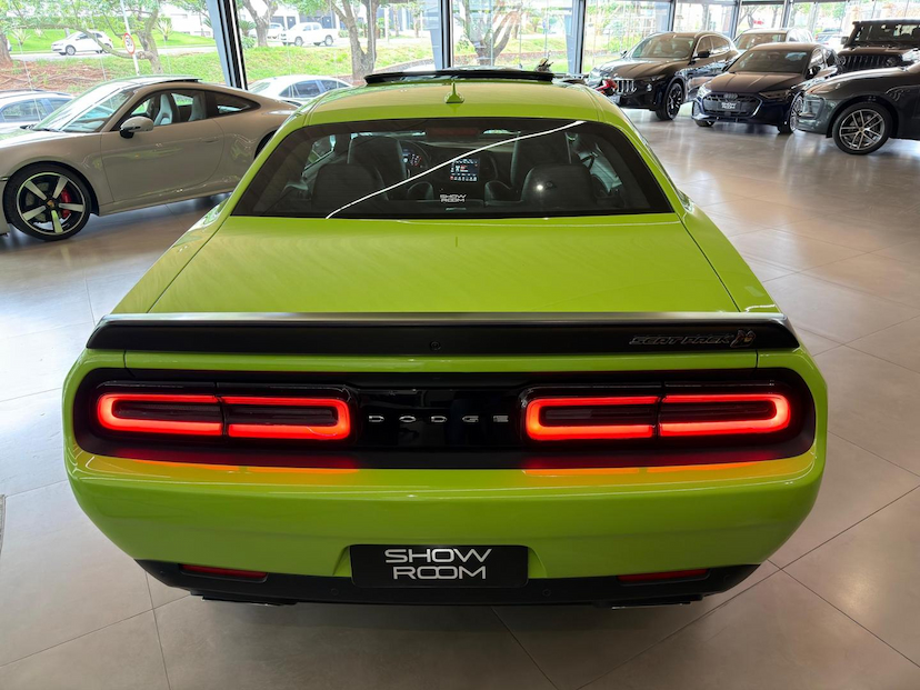 Foto do veículo DODGE CHALLENGER  SCAT PACK 2023 200 KM 970.000,00
