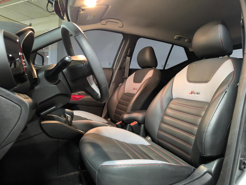Foto do veículo NISSAN KICKS  XPLAY CVT 2023 8.600 KM 107.000,00
