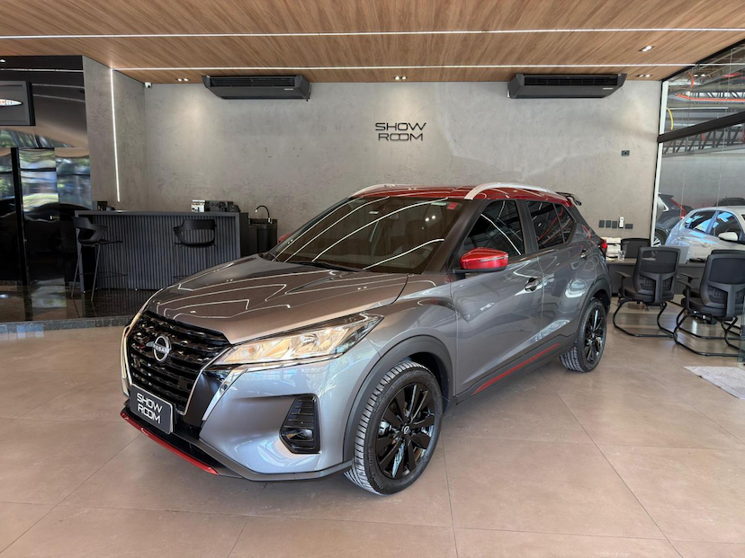 Foto do veículo NISSAN KICKS  XPLAY CVT 2023 8.600 KM 107.000,00