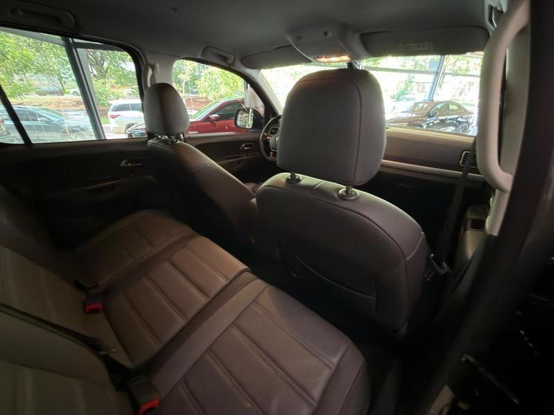 Foto do veículo VOLKSWAGEN AMAROK  V6 HIGH 2023 35.262 KM 195.000,00