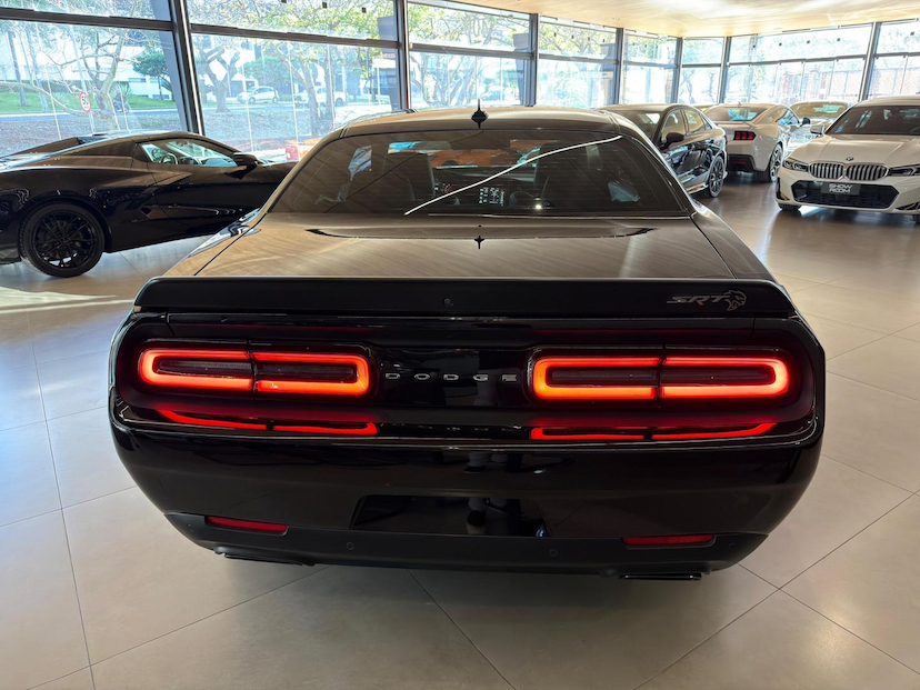 Foto do veículo DODGE CHALLENGER  SRT HELLCAT JAILBREAK 2023 100 KM 1.300.000,00