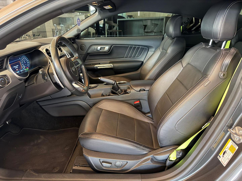 Foto do veículo FORD MUSTANG  GT 2018 35.491 KM 385.000,00