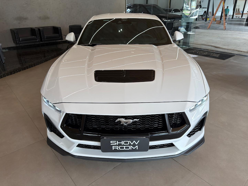 Foto do veículo FORD MUSTANG  NEW GT V8 2024 8.984 KM 469.000,00
