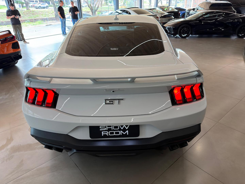 Foto do veículo FORD MUSTANG  NEW GT V8 2024 8.984 KM 469.000,00
