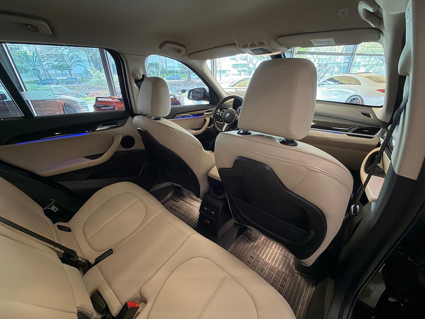 Foto do veículo BMW X1  S20I ACTIVEFLEX 2022 36.900 KM 165.000,00