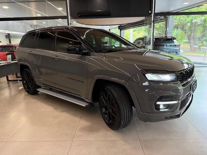 Foto do veículo JEEP COMMANDER COMMANDER BLACKHAWK 2025 18.288 KM 220.000,00