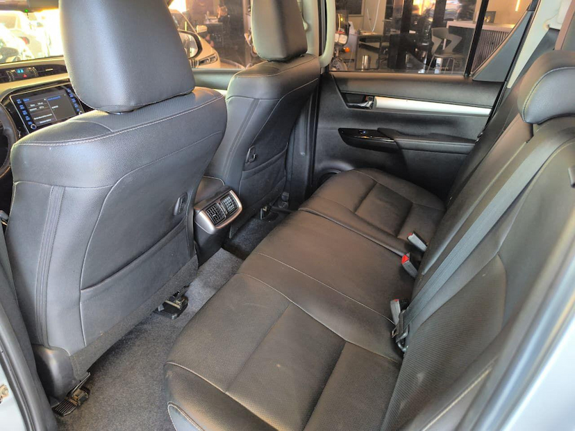 Foto do veículo TOYOTA HILUX  CDSRXA4FD 2023 91.500 KM 249.000,00