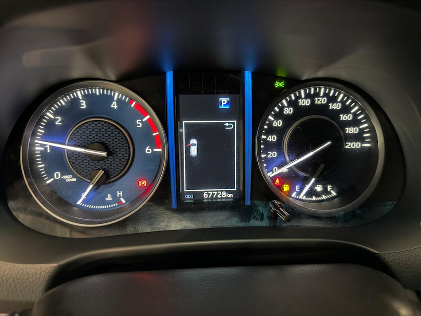 Foto do veículo TOYOTA HILUX  SWSRXA4FD 2024 67.730 KM 319.000,00