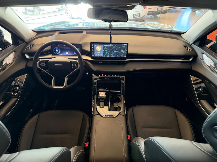 Foto do veículo GREAT WALL HAVAL H6  H6 PREMIUM HEV 2025 10.800 KM 185.000,00
