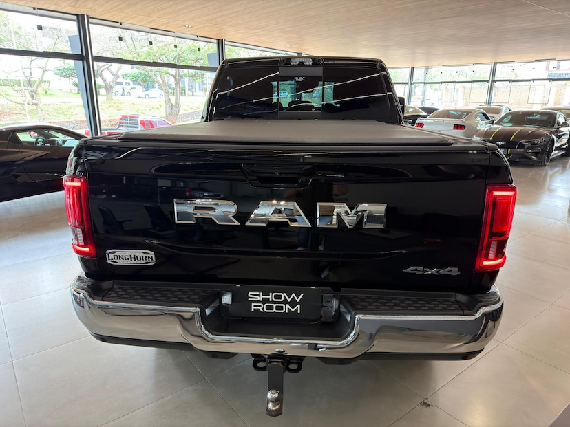 Foto do veículo RAM 3500  LONGHORN 6.7D 2026 3.700 KM 619.000,00