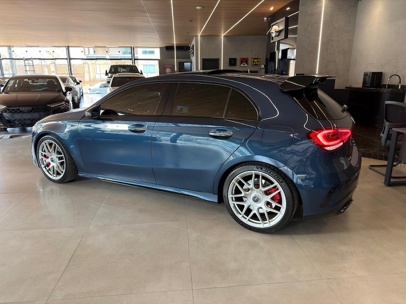 Foto do veículo MERCEDES-BENZ A 45 AMG  4M 2021 26.800 KM 373.000,00