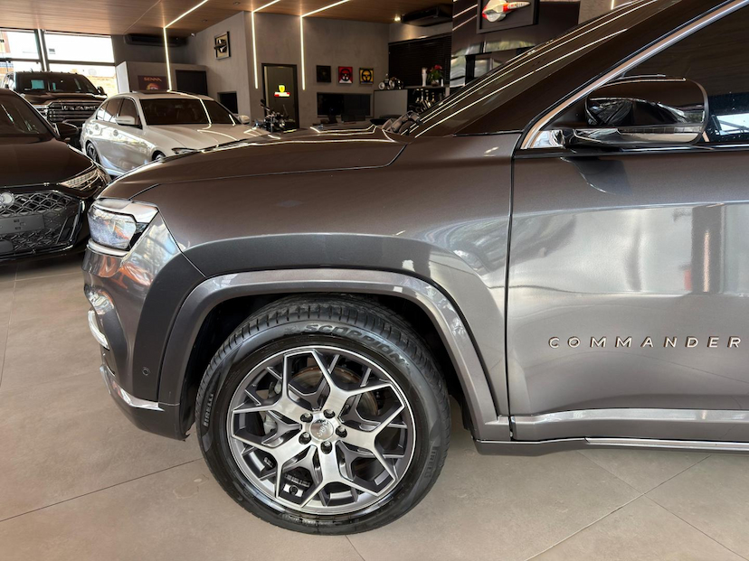 Foto do veículo JEEP COMMANDER  OVR T270 2023 67.500 KM 145.000,00