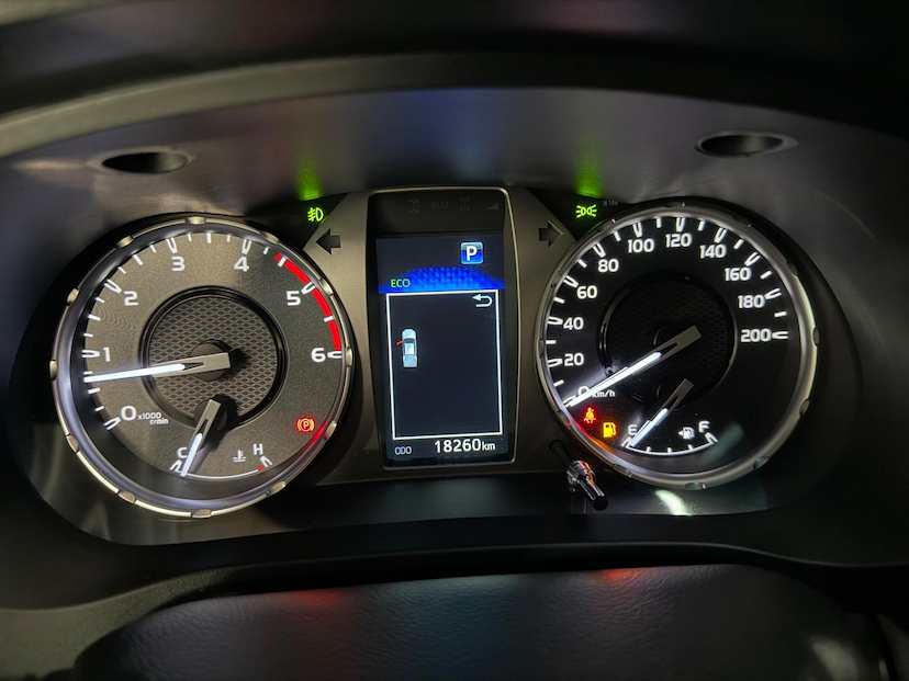 Foto do veículo TOYOTA HILUX  CDSR A4FD 2025 18.200 KM 239.000,00