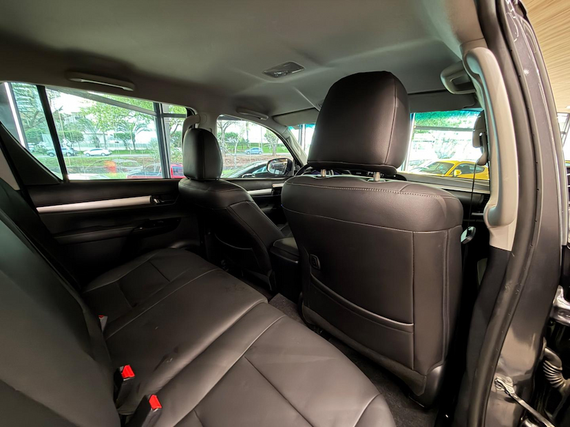 Foto do veículo TOYOTA HILUX  CDSR A4FD 2025 18.200 KM 239.000,00