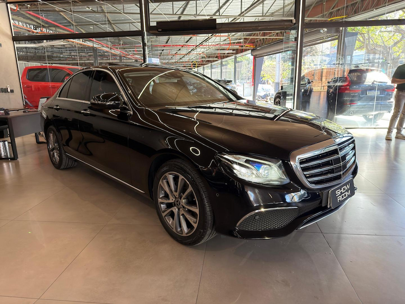 Foto do veículo MERCEDES-BENZ E 250 E250 EXC 2019 105.600 KM 195.000,00