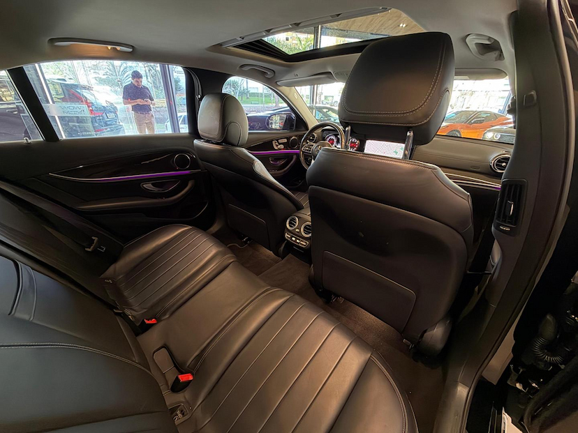 Foto do veículo MERCEDES-BENZ E 250 E250 EXC 2019 105.600 KM 195.000,00