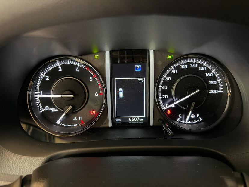 Foto do veículo TOYOTA HILUX  SWDMDA4MD 2025 6.507 KM 415.000,00