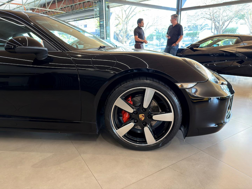 Foto do veículo PORSCHE CAYMAN  2014 26.720 KM 370.000,00