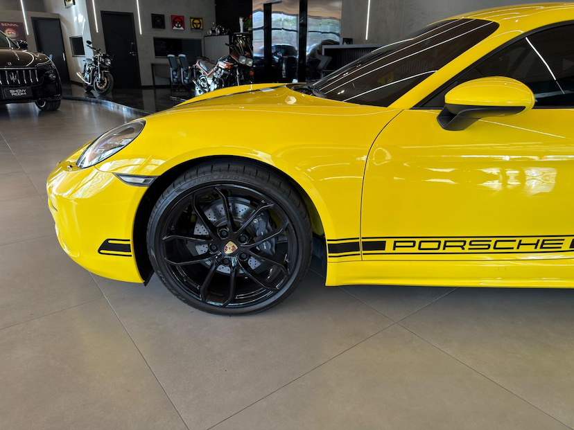 Foto do veículo PORSCHE CAYMAN  STYLE 2024 3.039 KM 549.000,00