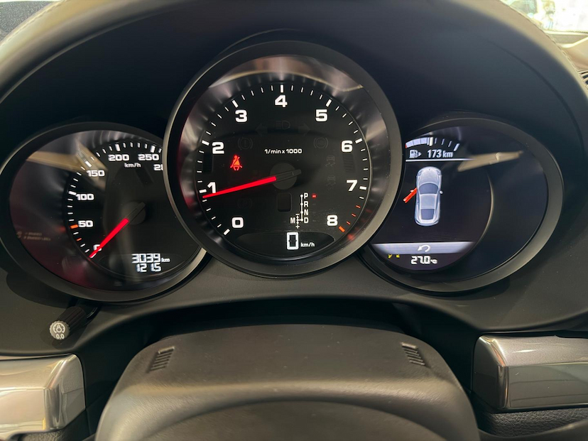 Foto do veículo PORSCHE CAYMAN  STYLE 2024 3.039 KM 549.000,00