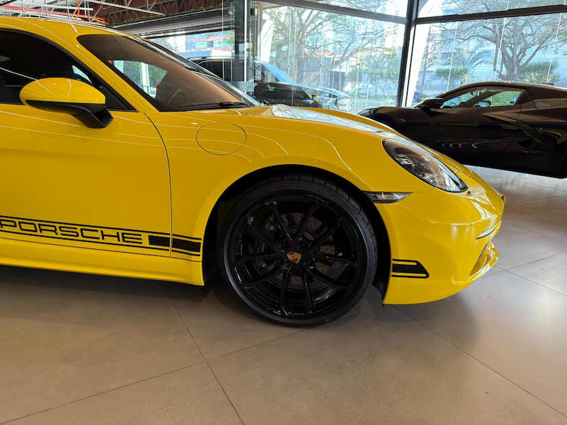 Foto do veículo PORSCHE CAYMAN  STYLE 2024 3.039 KM 549.000,00