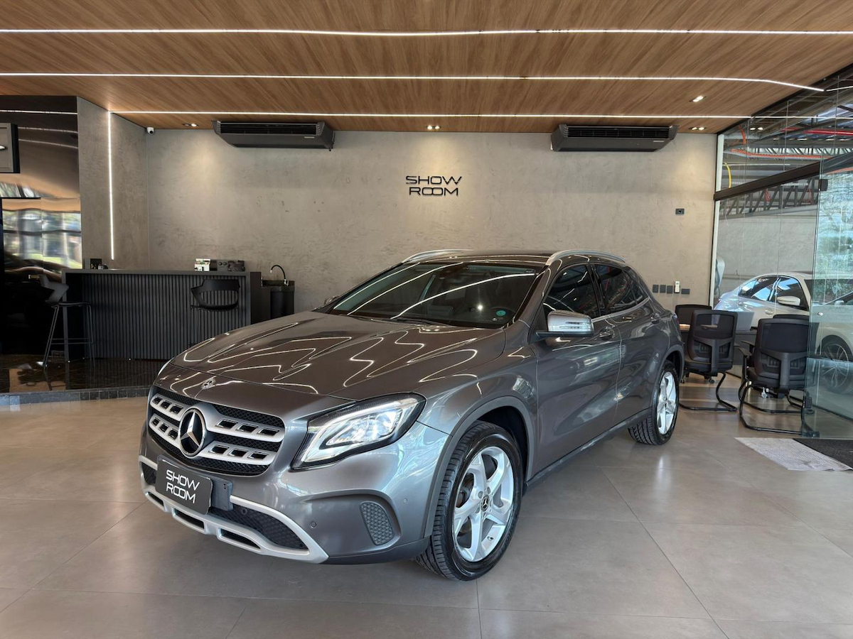 Foto do veículo MERCEDES-BENZ GLA 200 GLA200FF 2019/2019 82.551 KM R$ 109.000,00