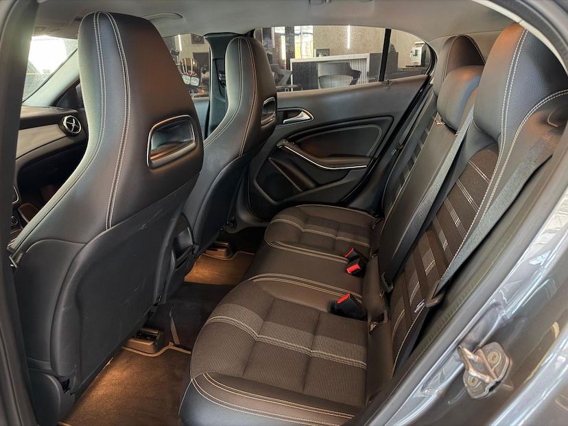 Foto do veículo MERCEDES-BENZ GLA 200 GLA200FF 2019 82.551 KM 109.000,00