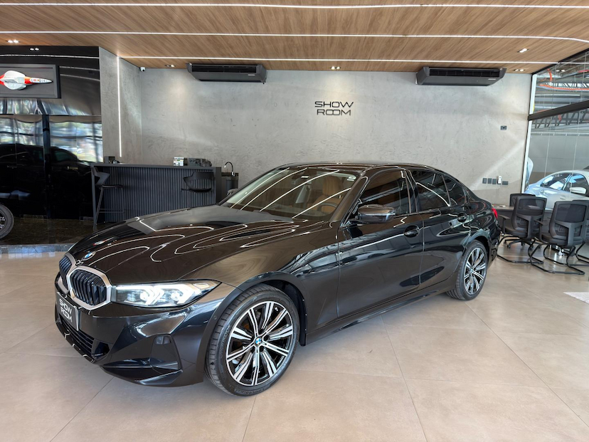 Foto do veículo BMW 320I  GP FLEX 2025 17.157 KM 279.000,00