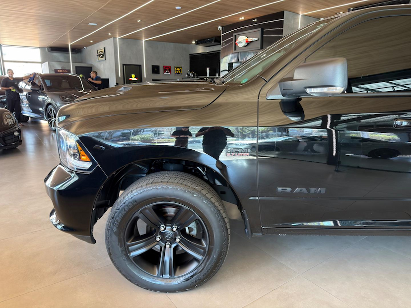 Foto do veículo RAM CLASSIC  LAIE 2022 60.567 KM 248.000,00