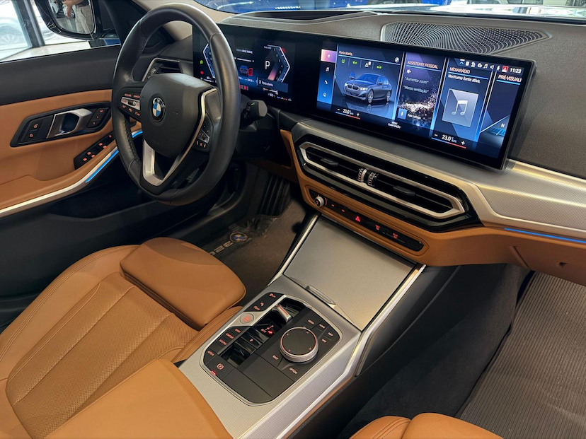 Foto do veículo BMW 320I  SPORT GP FLEX 2024 7.097 KM 269.000,00