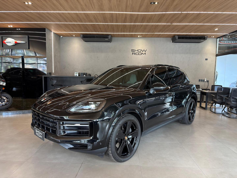 Foto do veículo PORSCHE CAYENNE  PHEV 2026 2.259 KM 809.000,00