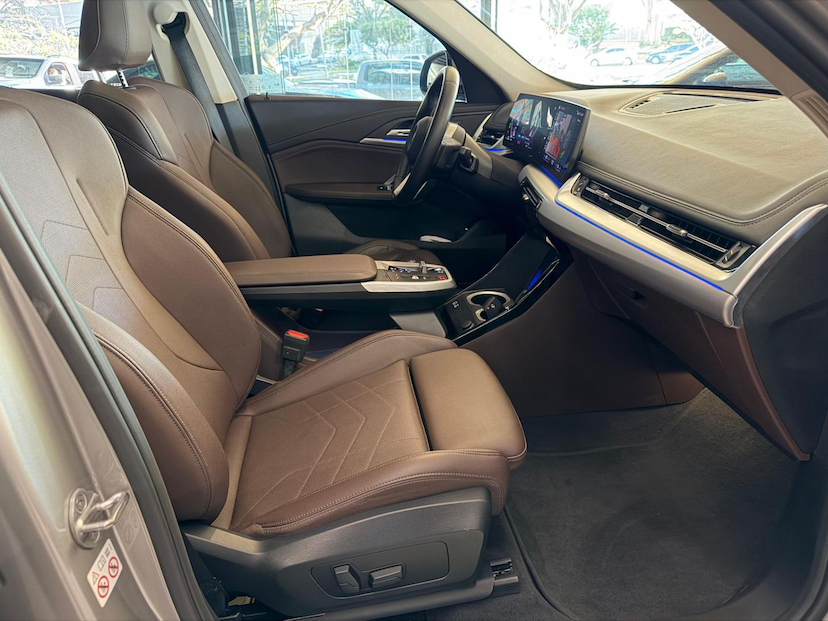 Foto do veículo BMW X1  S20I X LINE 2023 49.000 KM 232.000,00