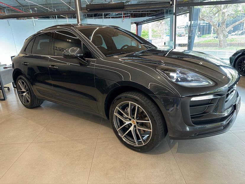 Foto do veículo PORSCHE MACAN  2025 17.850 KM 479.000,00
