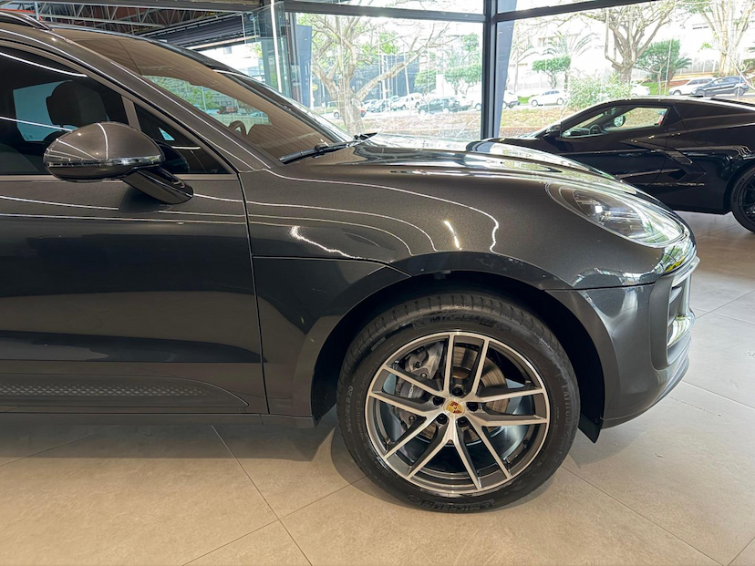 Foto do veículo PORSCHE MACAN  2025 17.850 KM 479.000,00