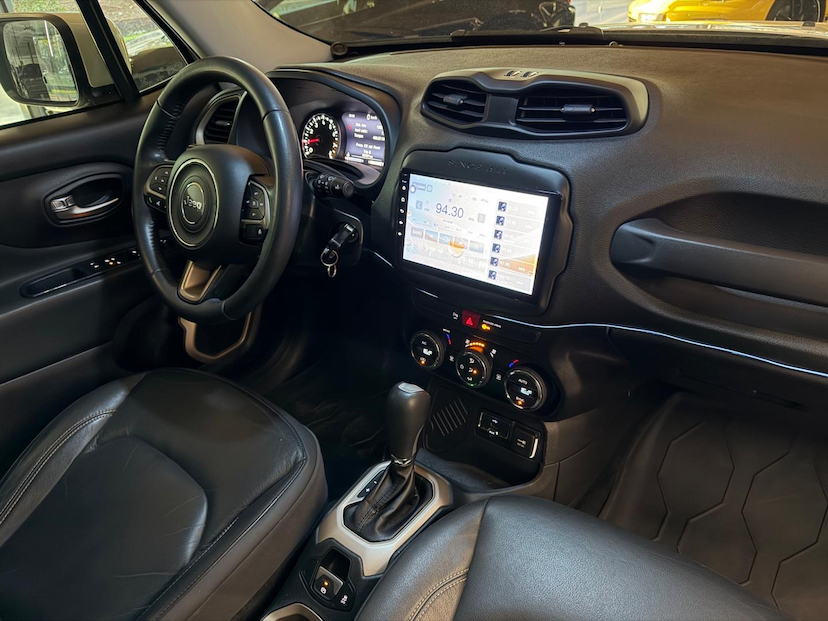 Foto do veículo JEEP RENEGADE  LNGTD AT 2016 50.431 KM 70.000,00