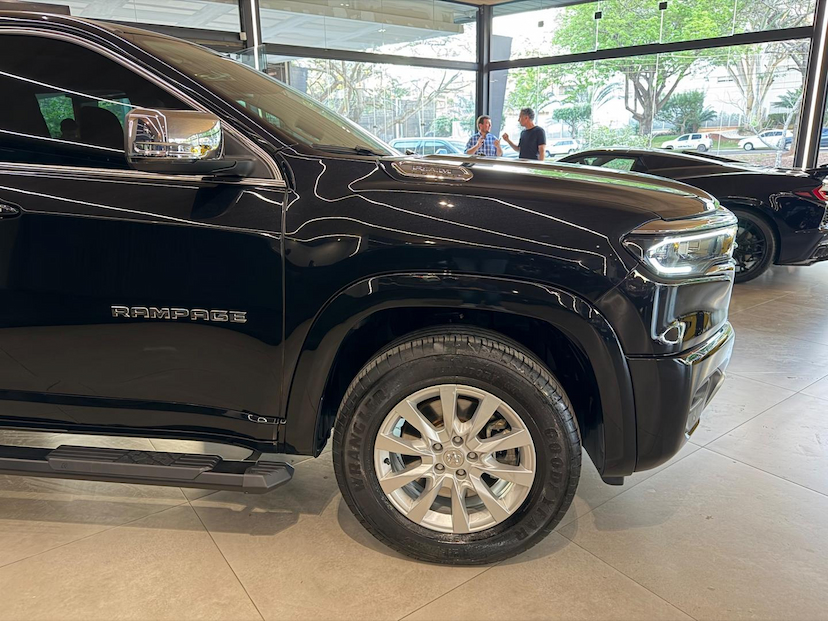 Foto do veículo RAM RAMPAGE PAGE BIGHORN DS 2027 5.182 KM 207.000,00