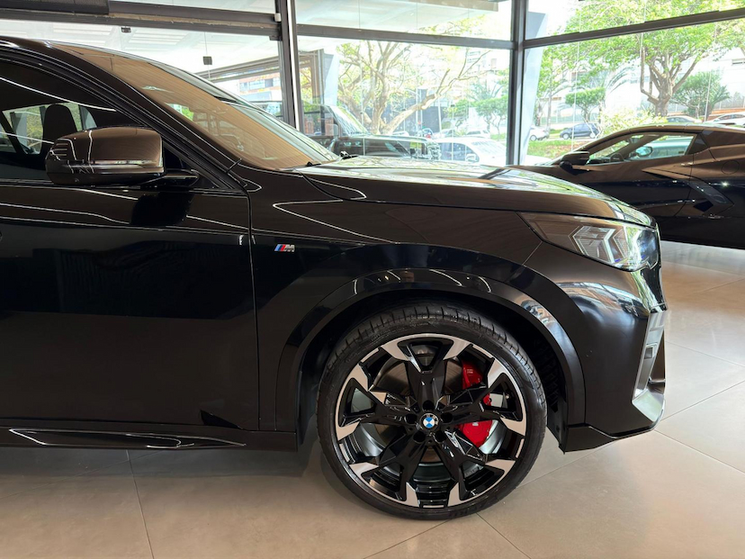 Foto do veículo BMW X2  M35I 2025 16.250 KM 430.000,00