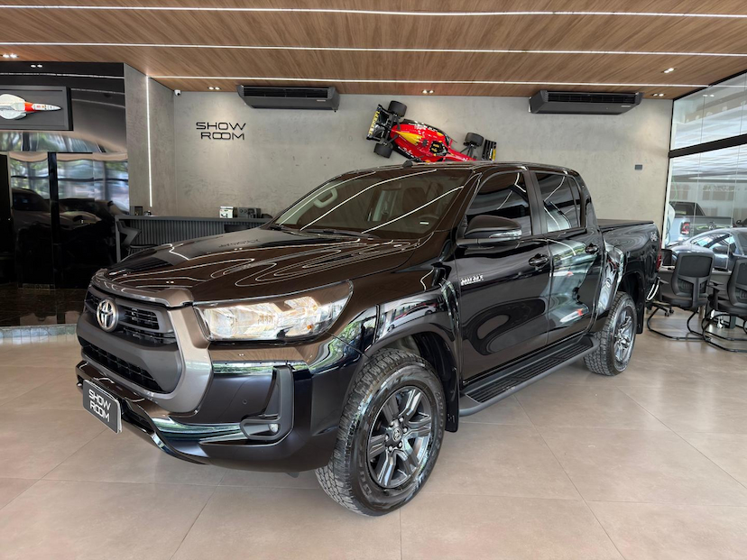Foto do veículo TOYOTA HILUX  CDSR A4FD 2024 14.792 KM 215.000,00