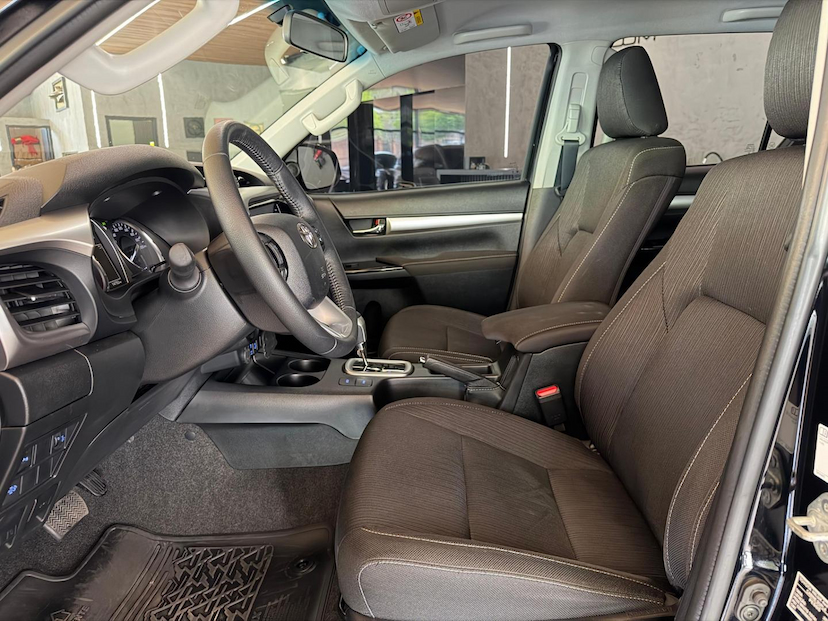 Foto do veículo TOYOTA HILUX  CDSR A4FD 2024 14.792 KM 215.000,00