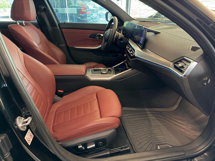 Foto do veículo BMW 320I  M SPORT FLEX 2024 26.108 KM 276.000,00