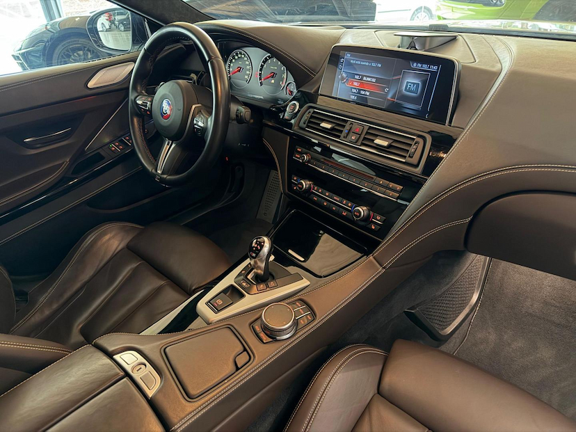 Foto do veículo BMW M6  GRAN COUPE 2017 35.000 KM 399.000,00
