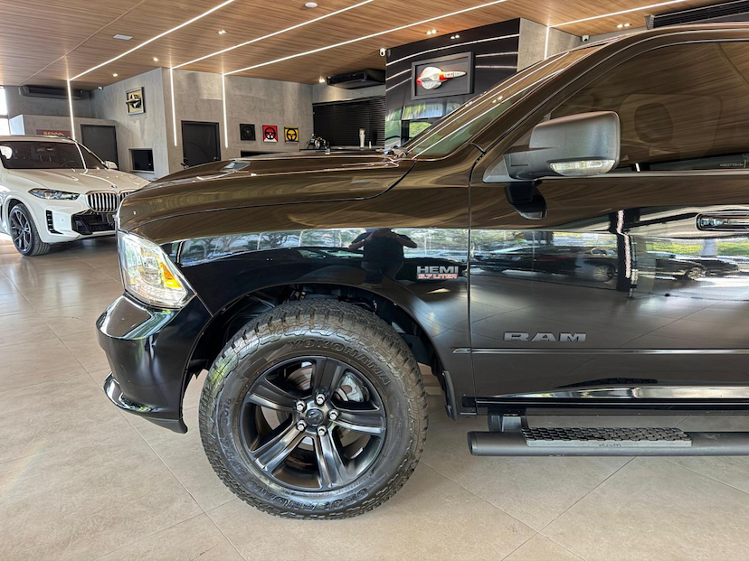 Foto do veículo RAM CLASSIC  LAIE 2022 53.900 KM 264.000,00