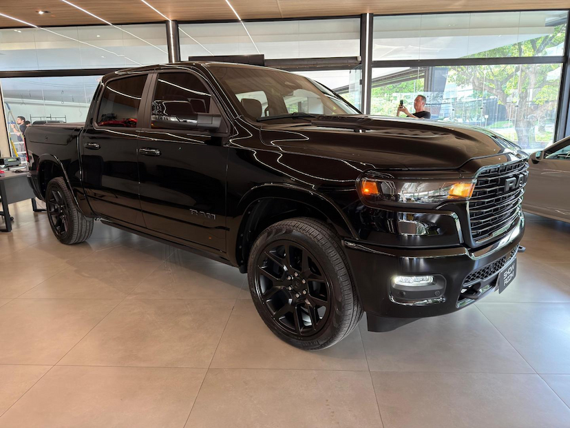 Foto do veículo RAM 1500  LAIE NE 2025 7.500 KM 569.000,00