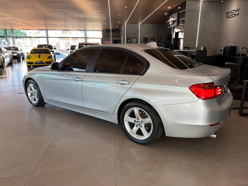 Foto do veículo BMW 320I  ACTIVE FLEX 2015 56.300 KM 120.000,00