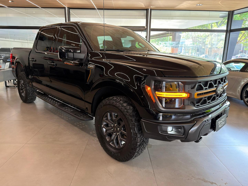 Foto do veículo FORD F-150 F-150 5.0 V8 4X4 TREMOR CD 2026 900 KM 590.000,00