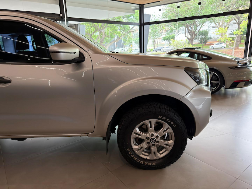 Foto do veículo NISSAN FRONTIER  SE X4 2023 113.800 KM 145.000,00