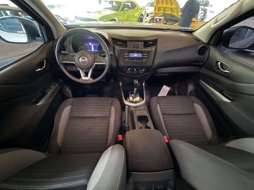 Foto do veículo NISSAN FRONTIER  SE X4 2023 113.800 KM 145.000,00